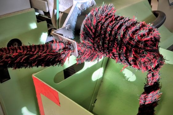 en stor bukett blomster